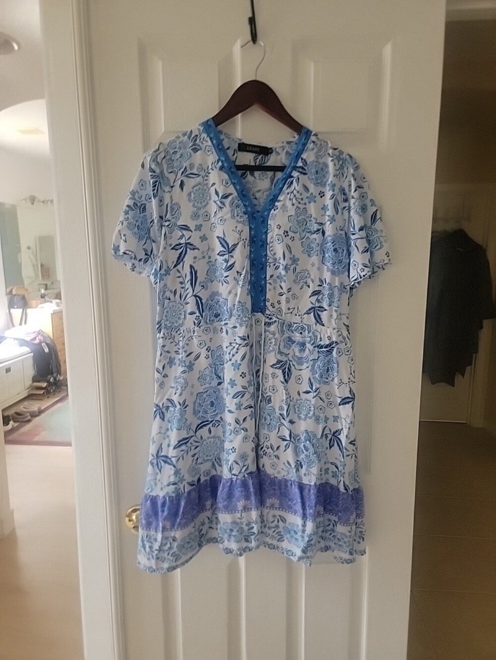 Leani Womens Dress , Size XL.